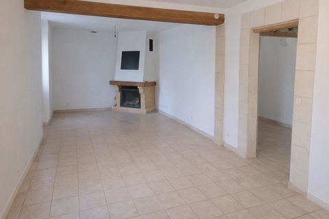   Maison de bourg de 90m2 avec studio en sus. Maison - 5 pi�ce(s) - 110 m�