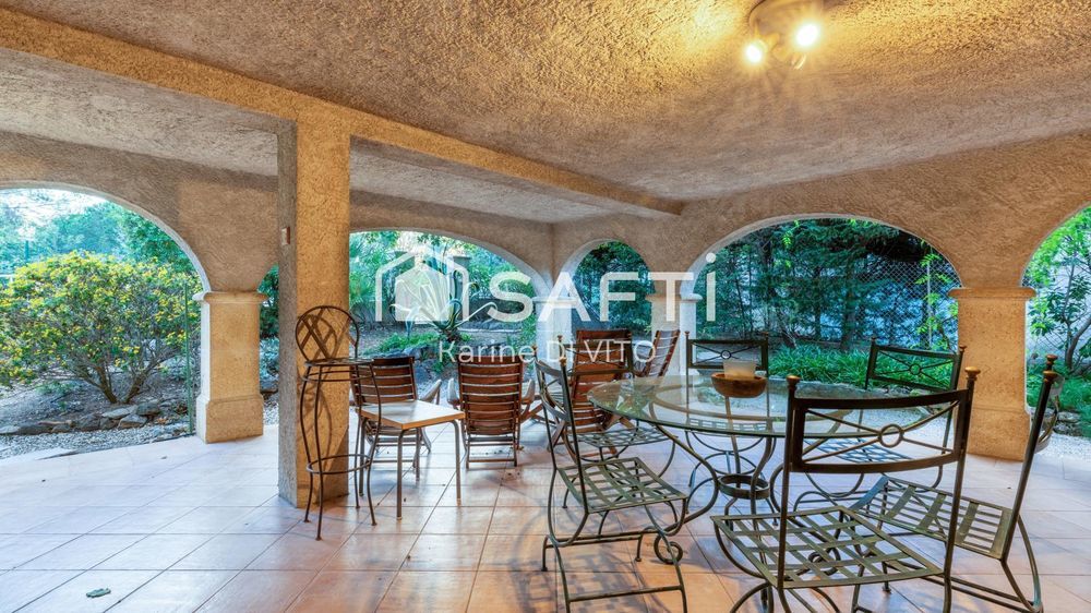 � vendre  Maison Sainte-Maxime (83120)