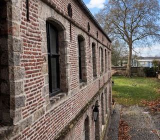  Maison � vendre 15 + pi�ces 560 m�