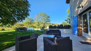  Maison � vendre 5 pi�ces 214 m�