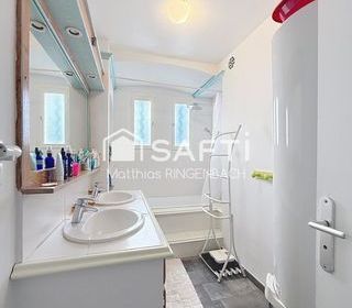  Appartement � vendre 3 pi�ces 83 m�