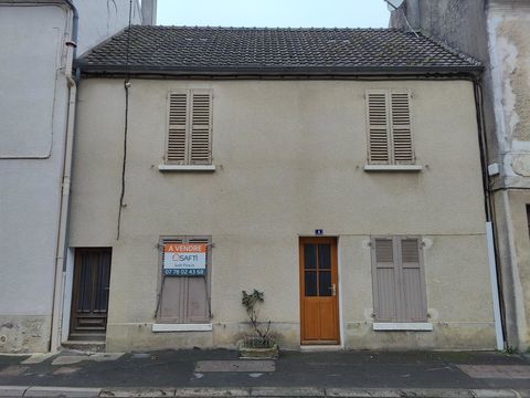   Jolie maison de village � faire revivre... Maison - 4 pi�ce(s) - 79 m�