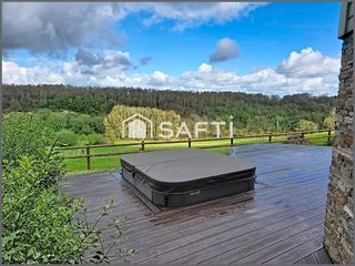  Maison � vendre 6 pi�ces 220 m�