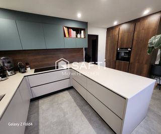  Maison � vendre 8 pi�ces 204 m�