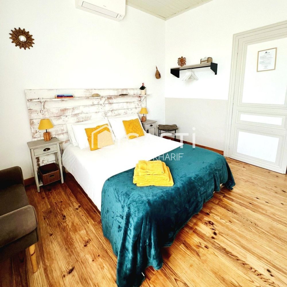 � vendre  Maison Gastes (40160)