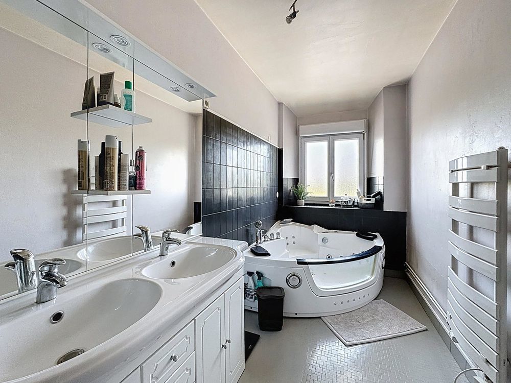 � vendre  Maison Ch�teau-Gontier (53200)