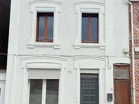   � vendre � Maison semi individuelle � Trith-Saint-L�ger avec Garage ferm� Parcelle de 698 m� Maison - 6 pi�ce(s) - 105 m�