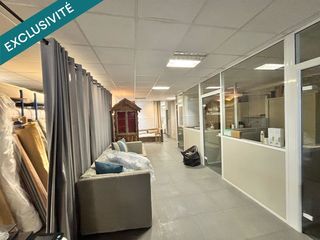  Immeuble � vendre 466 m�