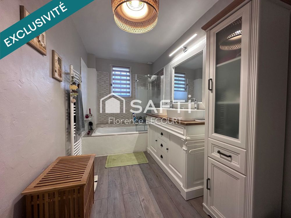 � vendre  Maison Pourri�res (83910)