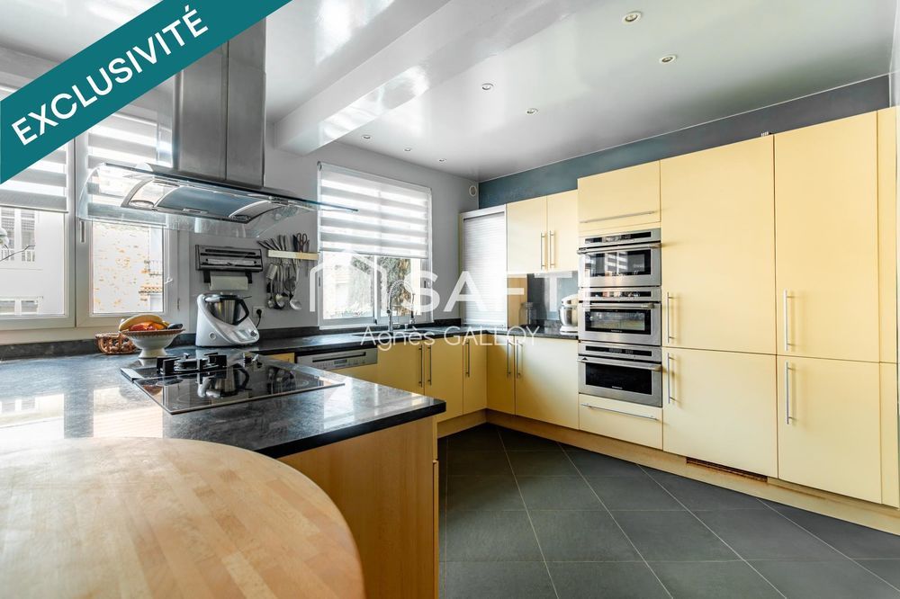 � vendre  Maison Versailles (78000)