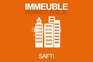  Immeuble � vendre 157 m�