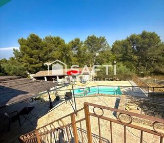  Maison � vendre 8 pi�ces 250 m�