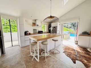  Maison � vendre 9 pi�ces 185 m�