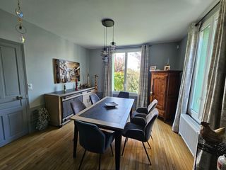  Maison � vendre 9 pi�ces 220 m�