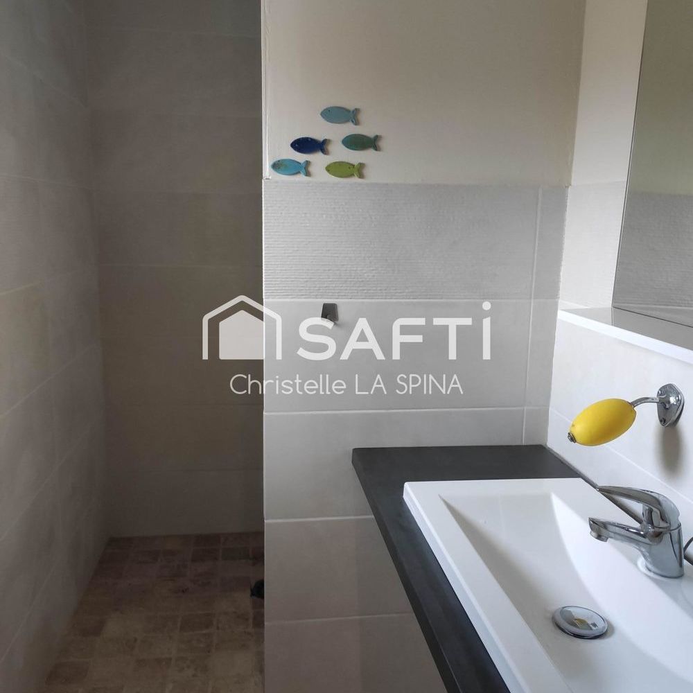 � vendre  Maison Collias (30210)