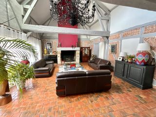  Maison � vendre 15 + pi�ces 800 m�