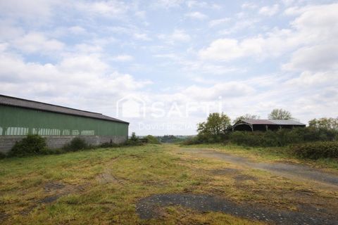 Ensemble de batiments agricoles 100000 44540 Vritz