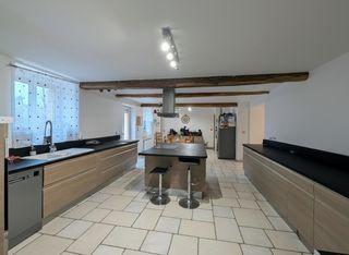  Maison � vendre 15 + pi�ces 429 m�