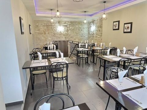 Fond de commerce familial  depuis 10 ans 159000� 159000 78510 Triel-sur-seine