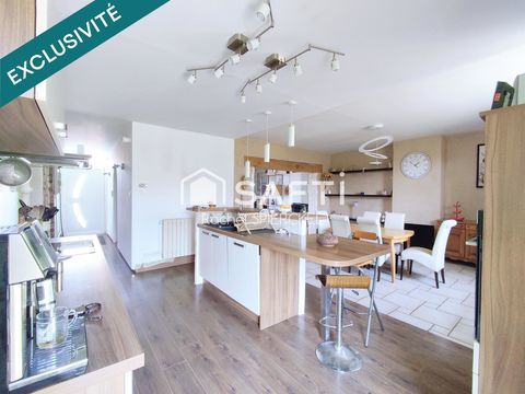   Charmante maison avec garage et jardin Maison - 8 pi�ce(s) - 221 m�