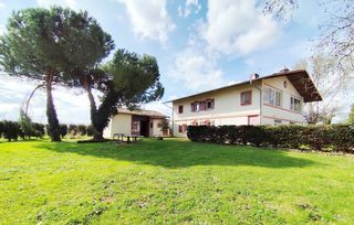  Immeuble � vendre 376 m�