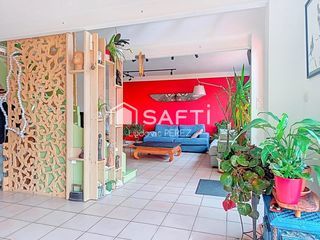  Maison � vendre 8 pi�ces 219 m�