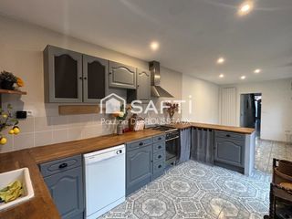  Maison � vendre 8 pi�ces 215 m�