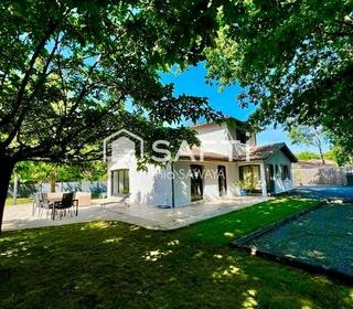  Maison � vendre 7 pi�ces 180 m�