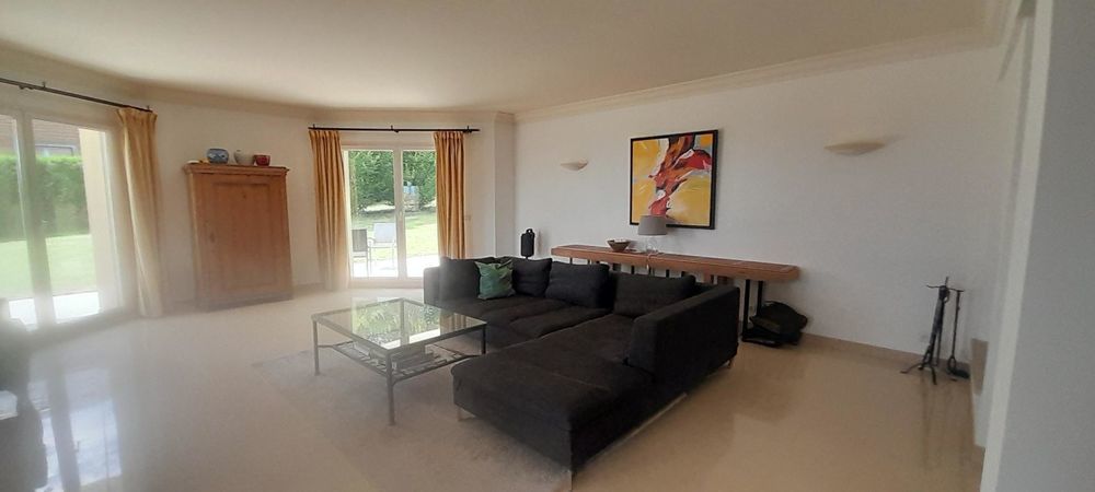 � vendre  Maison Divonne-les-Bains (01220)