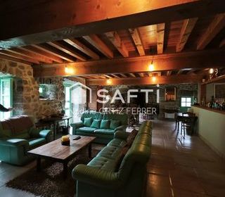  Maison � vendre 15 + pi�ces 700 m�