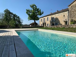  Maison � vendre 9 pi�ces 250 m�