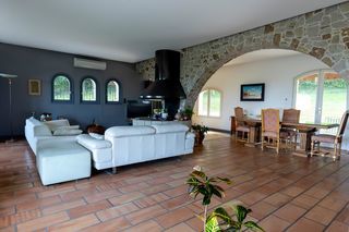  Maison � vendre 8 pi�ces 238 m�