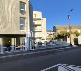  Parking / Garage � vendre 
