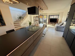  Appartement � vendre 4 pi�ces 115 m�