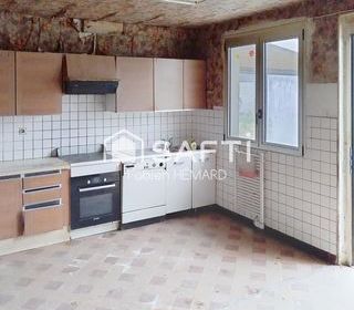  Maison � vendre 4 pi�ces 250 m�