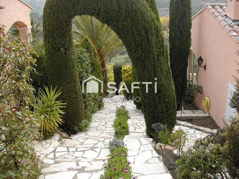 � vendre  Maison Les Issambres (83380)