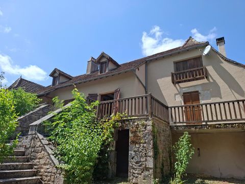   Superbe environnement , pour cette propri�t� au coeur de la vall�e du C�l�  ! Maison - 8 pi�ce(s) - 180 m�