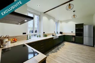  Maison � vendre 6 pi�ces 195 m�