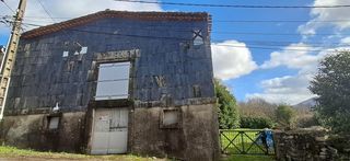  Immeuble � vendre 77 m�