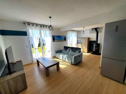   Maison de village avec 3 chambres, bel espace de vie, garage en sous sol complet. Maison - 5 pi�ce(s) - 88 m�