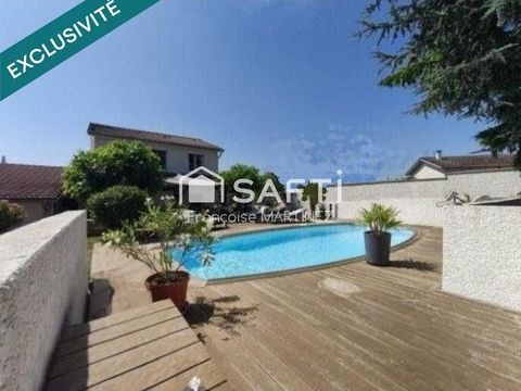   1 v�randa au Nord avec vue sur les Alpes ; 1 piscine sur terrasse bois avec salons d�tente au Sud Maison - 5 pi�ce(s) - 103 m�