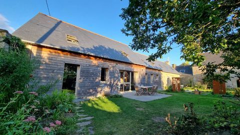   Ensemble immobilier d'exception � Tr�z�lan - B�gard. Maison de ma�tre en pierre de 184m2 - 2 g�tes  - 14 pi�ces - 9 chambres - 6 Maison - 14 pi�ce(s) - 346 m�