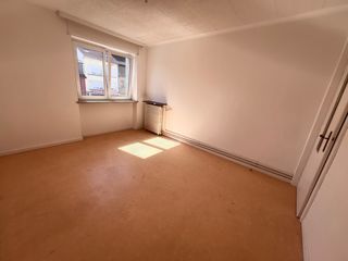  Immeuble � vendre 381 m�