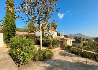  Maison � vendre 8 pi�ces 223 m�