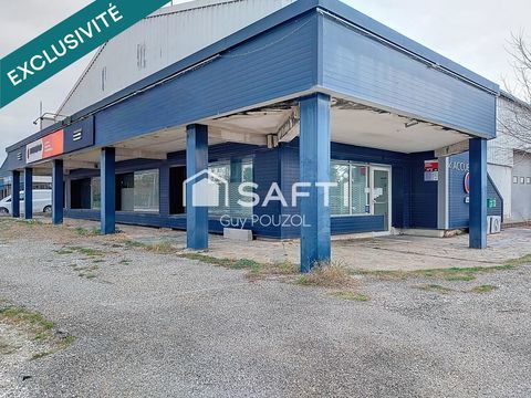 Local commercial avec bureaux, hall d'exposition et atelier 486000 26700 Pierrelatte