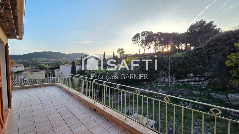 � vendre  Maison La Cadi�re-d'Azur (83740)