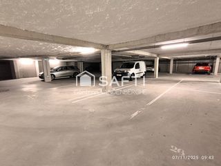  Parking / Garage � vendre 