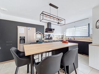  Maison � vendre 4 pi�ces 105 m�