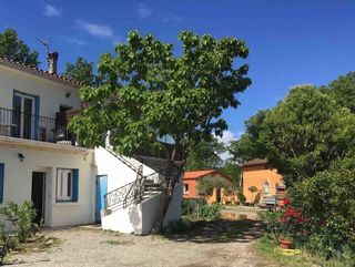  Immeuble � vendre 304 m�