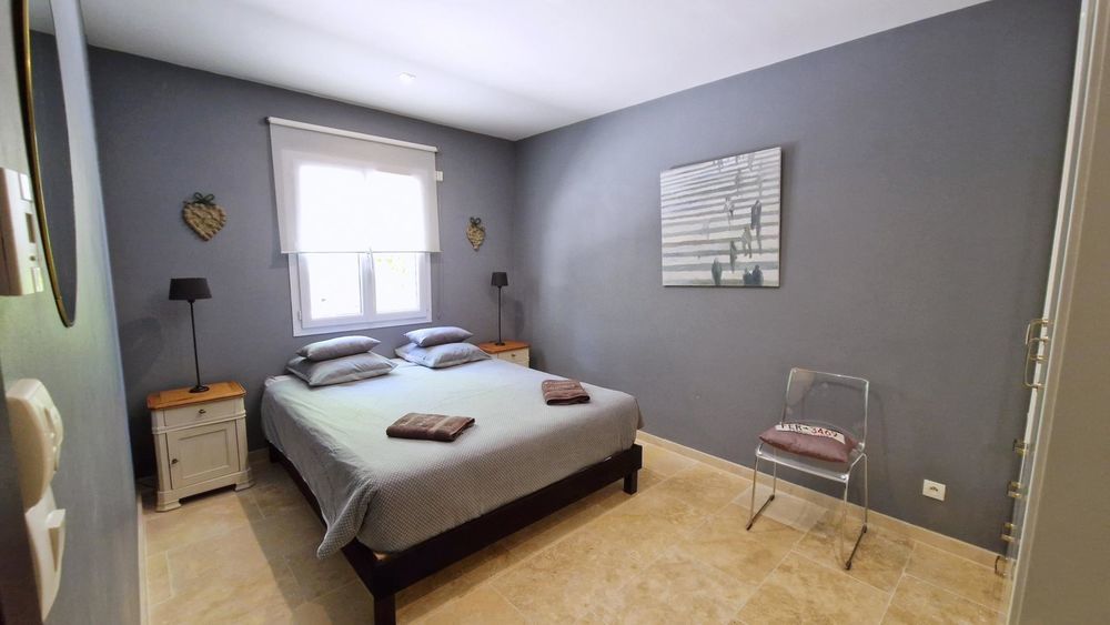 � vendre  Maison Solli�s-Pont (83210)